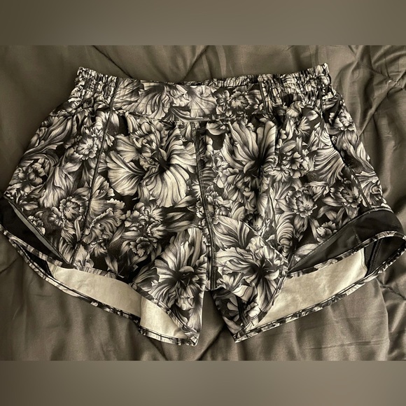 Lululemon hotty hot shorts. Size 10. 2 inch seam. Never worn. - Picture 1 of 3